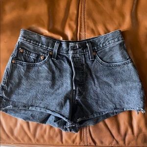 High waisted Levi’s
